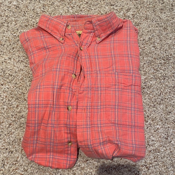 3 for 1** flannel shirts. - Picture 4 of 7